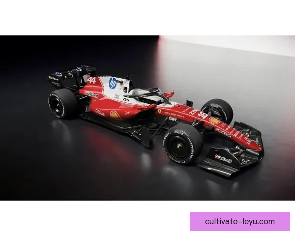 F1新赛季揭幕战引爆全球车迷热议冠军之争悬念再起车队格局生变