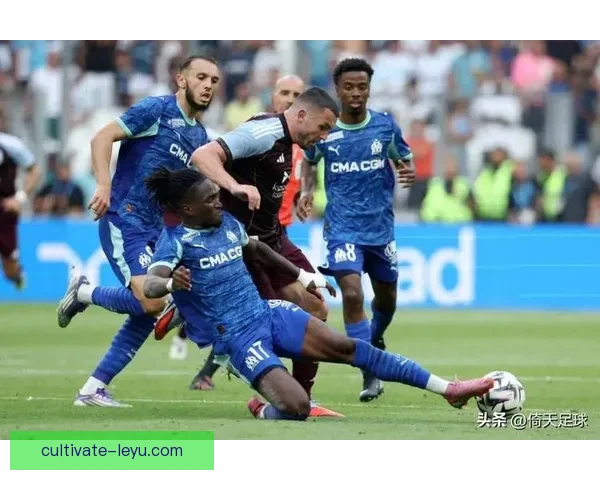 法国足球甲级联赛最新赛季精彩赛事盘点与球队分析